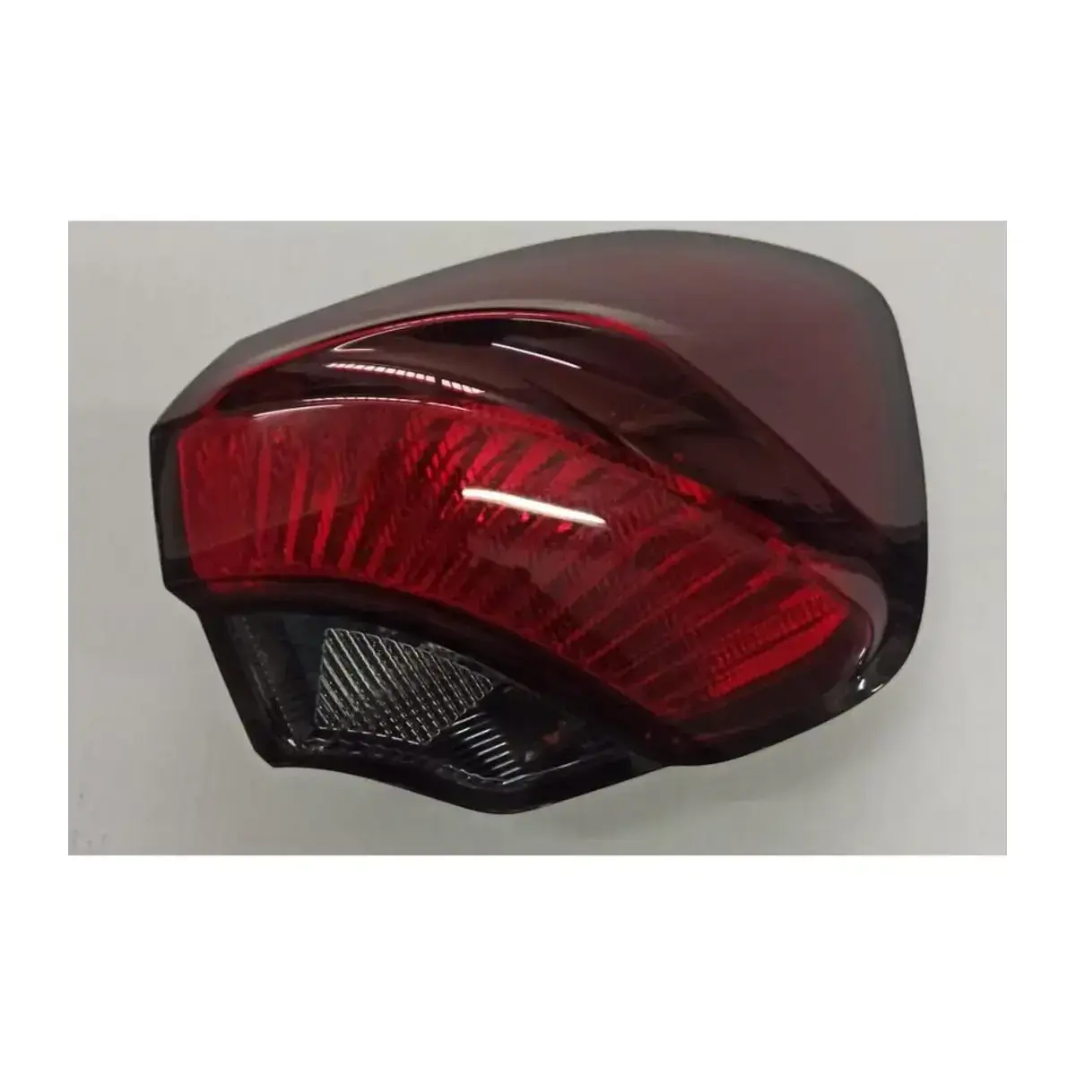 52078933 STOP LAMBASI DIS SAG DUYLU AMPULLU EGEA 17> HB PLEKSAN