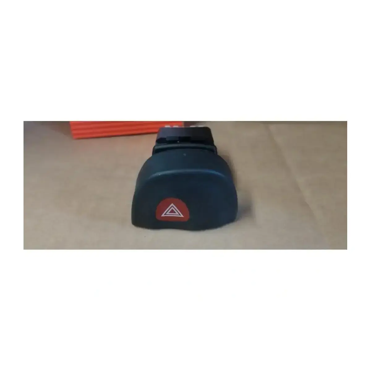 7700435867 DORTLU FLASOR DUGMESI 8 FIS MEGANE CAREX