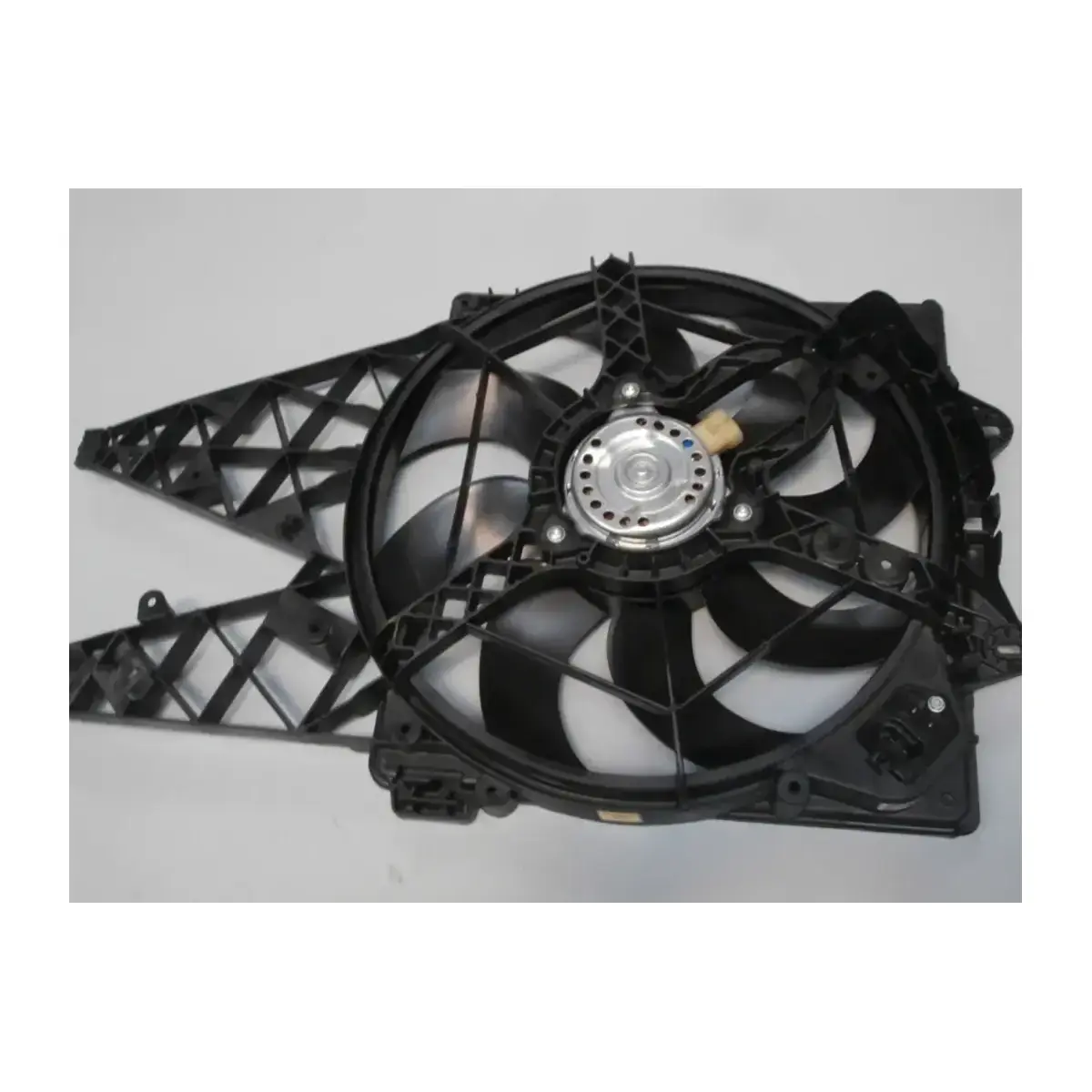 51821155 FAN MOTORU DAVLUMBAZLI DOBLO III 1.3 D MULTIJET KLIMALI OPAR