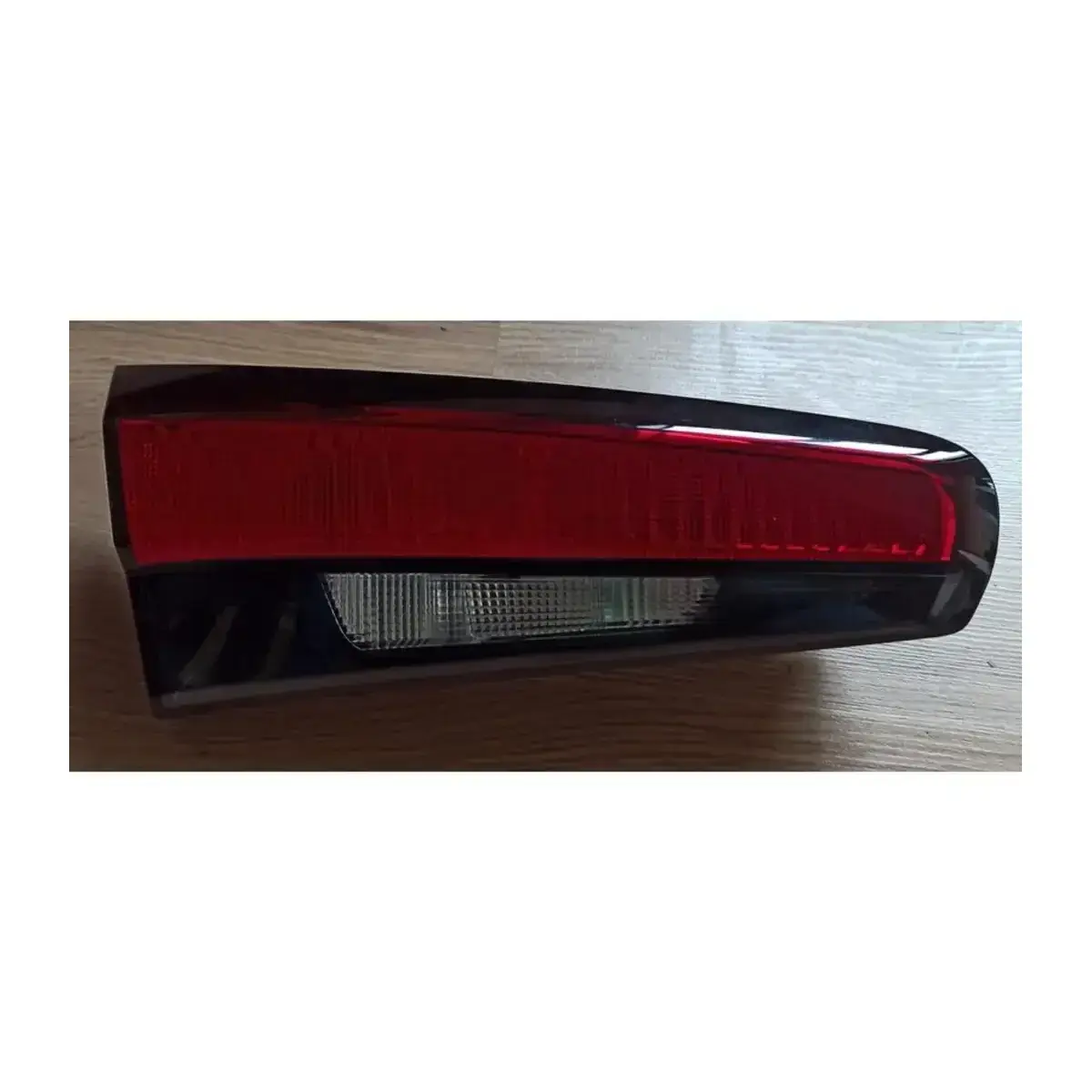 52071022 STOP LAMBASI IC SOL DUYLU AMPULLU EGEA 17> PLEKSAN